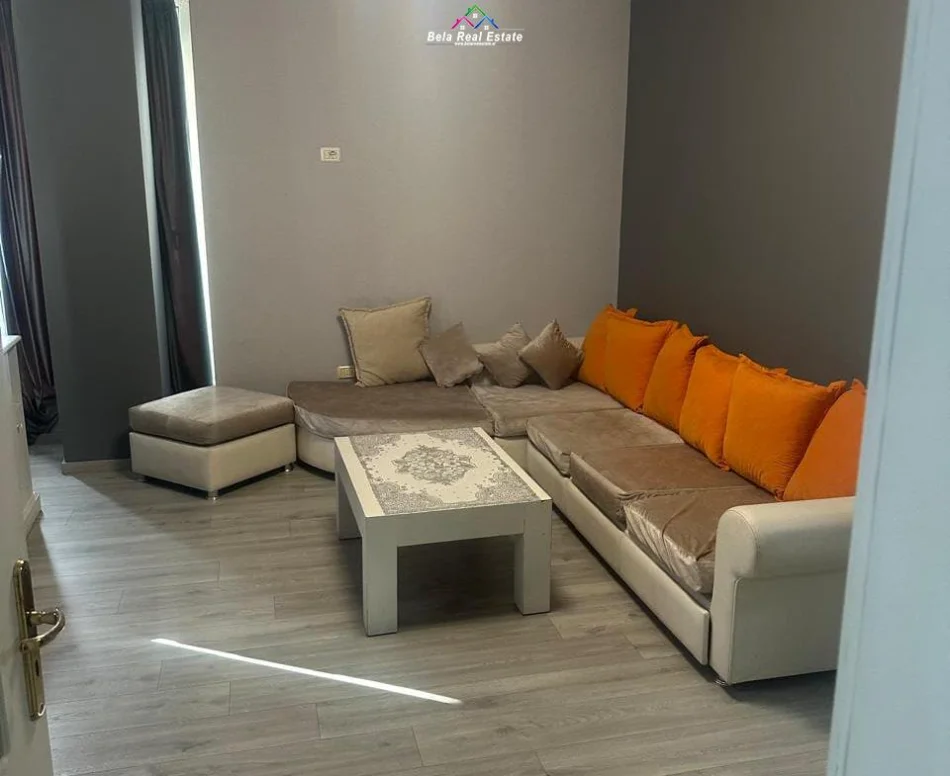 Tirane, jepet me qera apartament 1+1+Ballkon Kati 6, 70 m² 750 € (rruga e elbasanit)