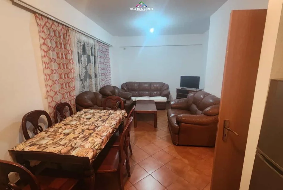 Tirane, jepet me qera apartament 2+1 Kati 1, 97 m² 520 € (irfan tomini)