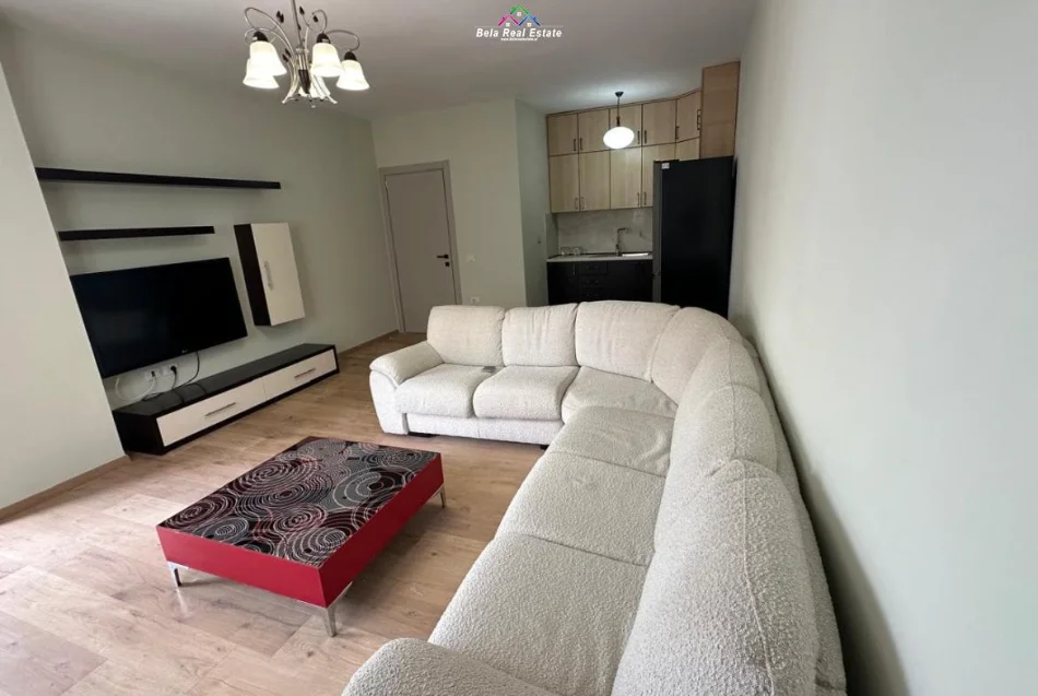 Tirane, jepet me qera apartament 2+1 Kati 6, 105 m² 580 € (mikel maruli)