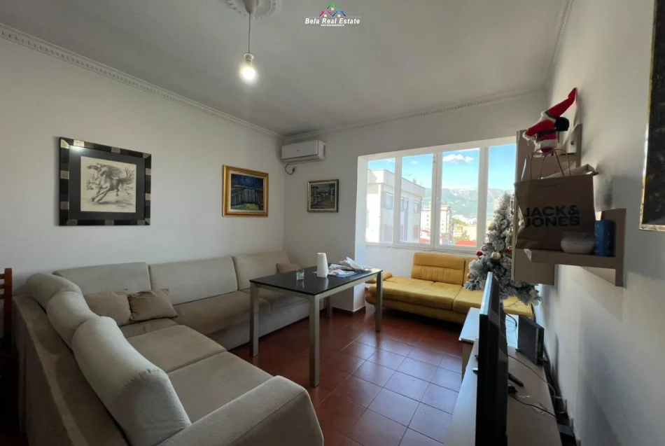 Tirane, jepet me qera apartament 1+1+Ballkon Kati 6, 65 m² 650 € (vasil shanto)