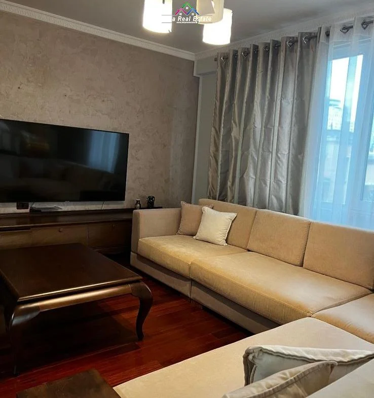 Tirane, shes apartament 2+1 Kati 3, 140 m² 650.000 € (sami frasheri)