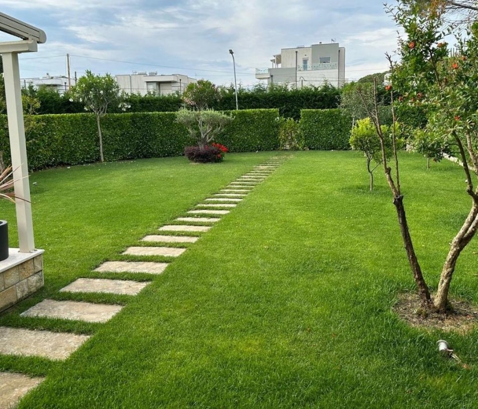 Durres, shitet Vile 2+1 Kati 2, 400 m² 550.000 € (Rezidenca Lura, Gjiri Lalzit, Durrës, TT 1697)