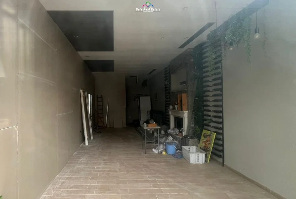 Tirane, jepet me qera dyqan Kati 0, 45 m² 840 € (teodor keko)