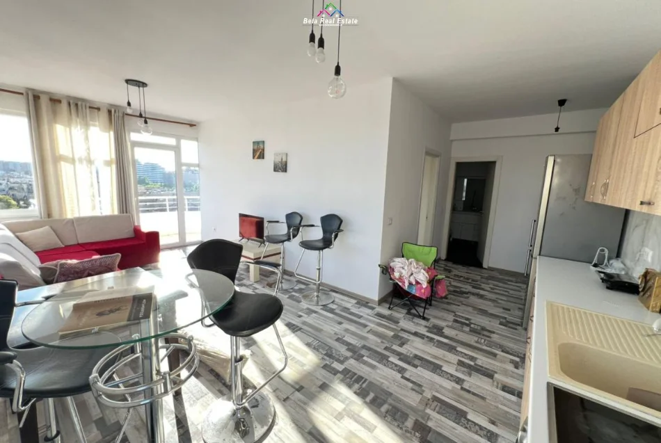 Tirane, jepet me qera apartament 1+1+Ballkon Kati 6, 65 m² 650 € (vasil shanto)
