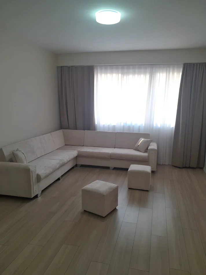 Tirane, jepet me qera apartament 1+1+Ballkon Kati 6, 75 m² 400 € (Astir)