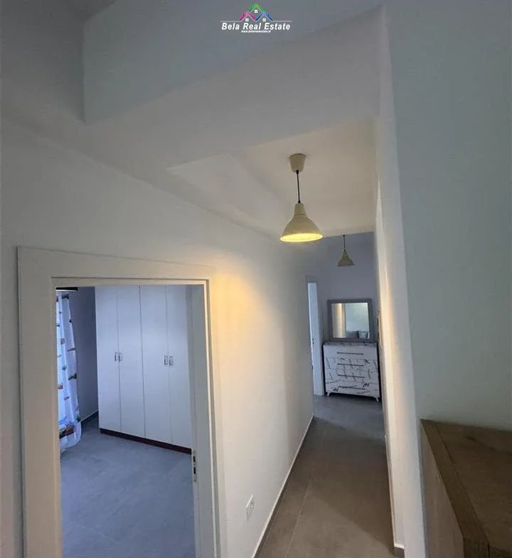 Tirane, jepet me qera apartament 2+1 Kati 3, 80 m² 820 € (kodra e diellit 1)