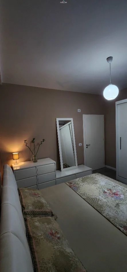Tirane, jepet me qera apartament 1+1+Ballkon Kati 3, 78 m² 835 € (Myslym Shyri)