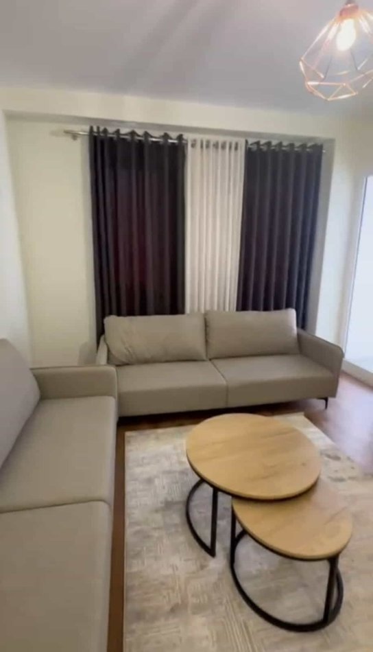 Tirane, jepet me qera apartament 2+1 Kati 5, 97 m² 600 € (Paskuqan)