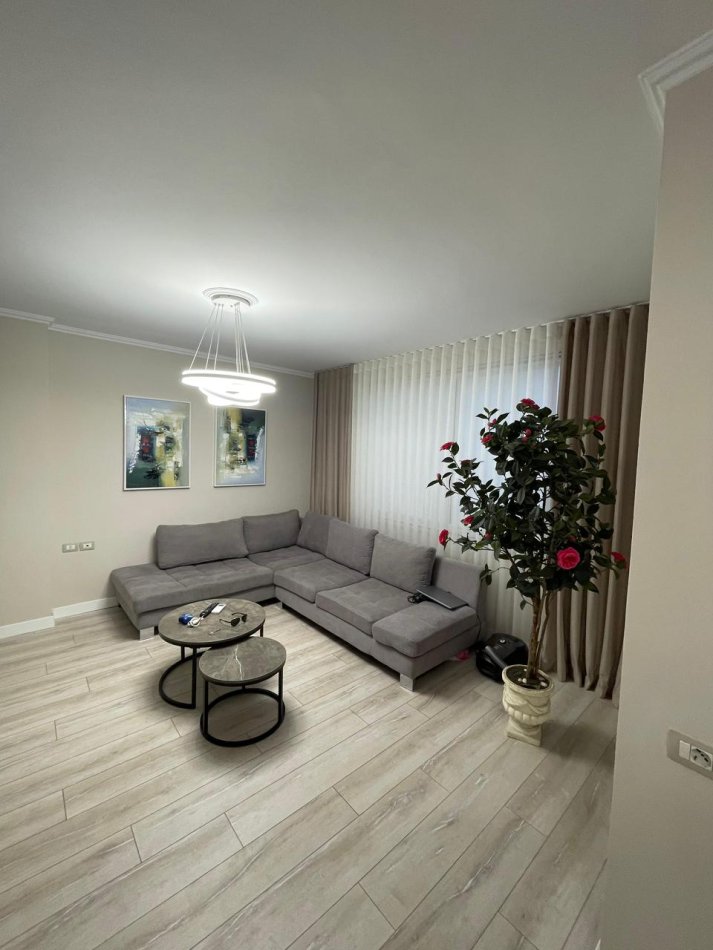 Apartament 1 +1 Kati 4, 75 m² (Rruga e Kosovarëve.)
