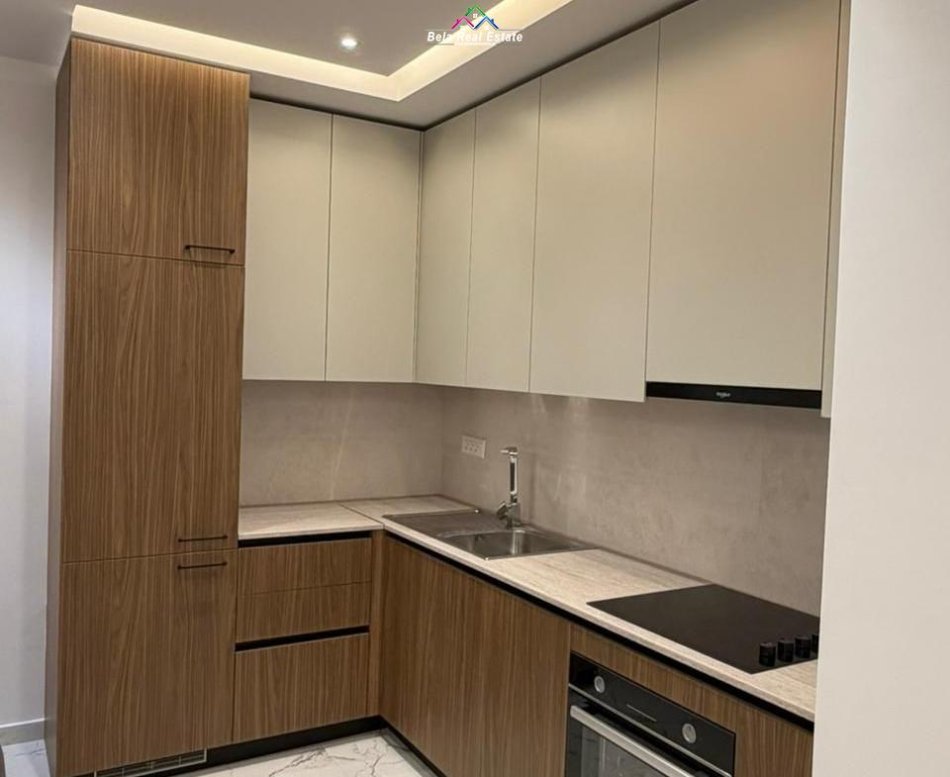 Tirane, jap me qera apartament 1+1 Kati 6, 70 m² 810€ (Rruga Hysni Gerbolli)