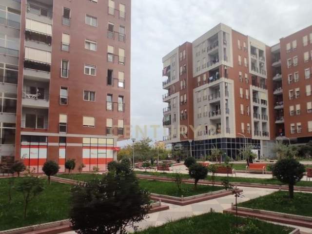 Tirane, shitet apartament 2+1+2 ne DON BOSKO, Kati 3, 94 m² 113.000 Euro