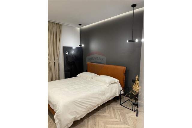 Tirane, jepet me qera apartament 1+1+BLK Kati 7, 70 m² 600 Euro (Kompleksi Delijorgji)