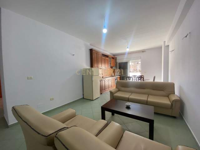 Tirane, shitet apartament 2+1 Kati 1, 95 m² 135.000 Euro (Rruga Riza Cerova,Tirane)
