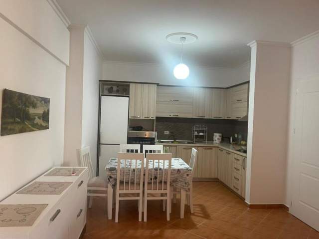 Tirane, shes apartament 3+1+BLK Kati 8, 108 m² 98.000 Euro (Ne Astir mbrapa vila L)
