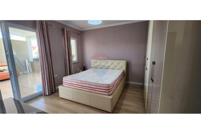 Tirane, shitet apartament 52 m² 130.000 Euro (liqeni i thate)