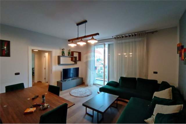 Tirane, jepet me qera apartament 2+1+BLK Kati 4, 85 m² 800 Euro (Rr.Frederik Shiroka)