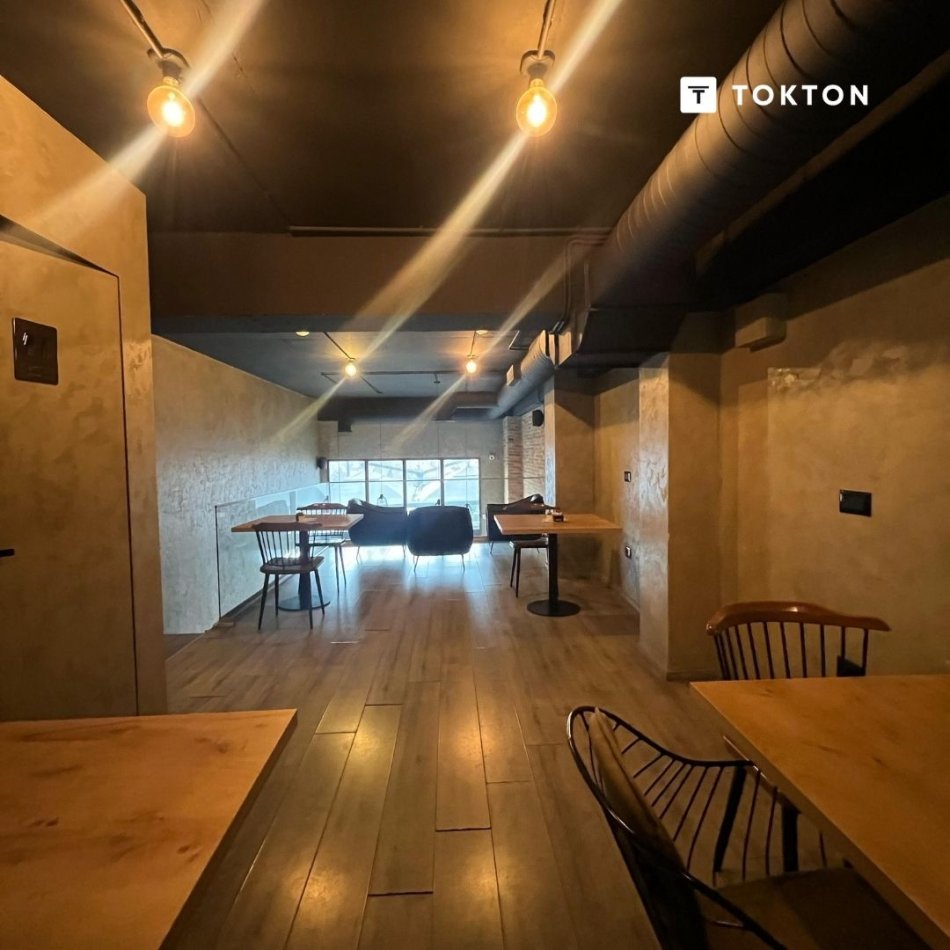 Tirane, jepet me qera ambjent biznesi Kati 0, 140 m² 1.400 € (Rezidenca ASL 1, Oxhaku, Tiranë, TT 1849)