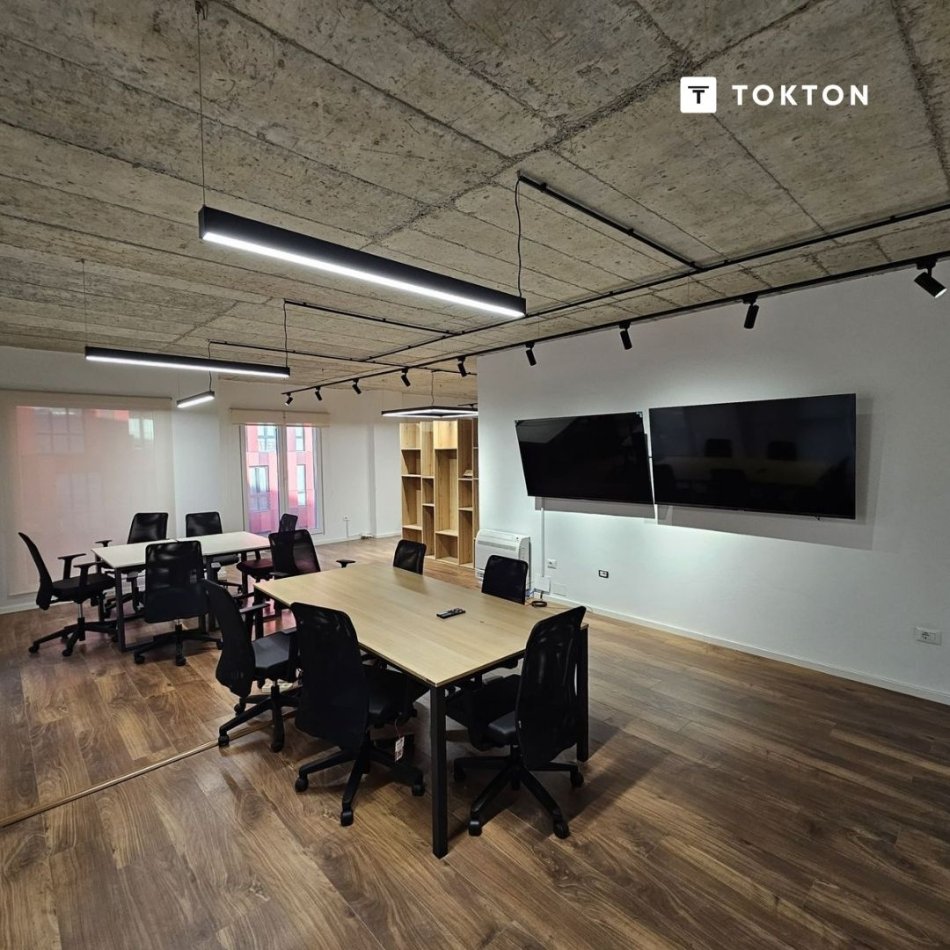 Tirane, jepet me qera ambjent biznesi Kati 3, 120 m² 2.500 € (Rruga e Elbasanit, Tiranë, TT 1954)