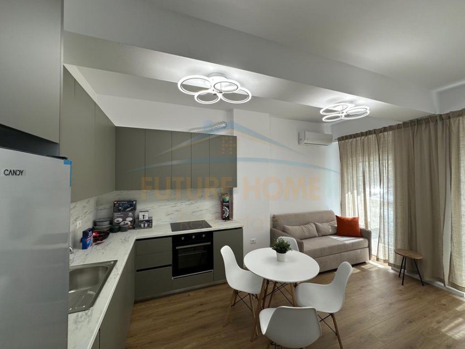 Tirane, jepet me qera apartament 1+1 Kati 3, 51 m² 450 € (Ali Demi)