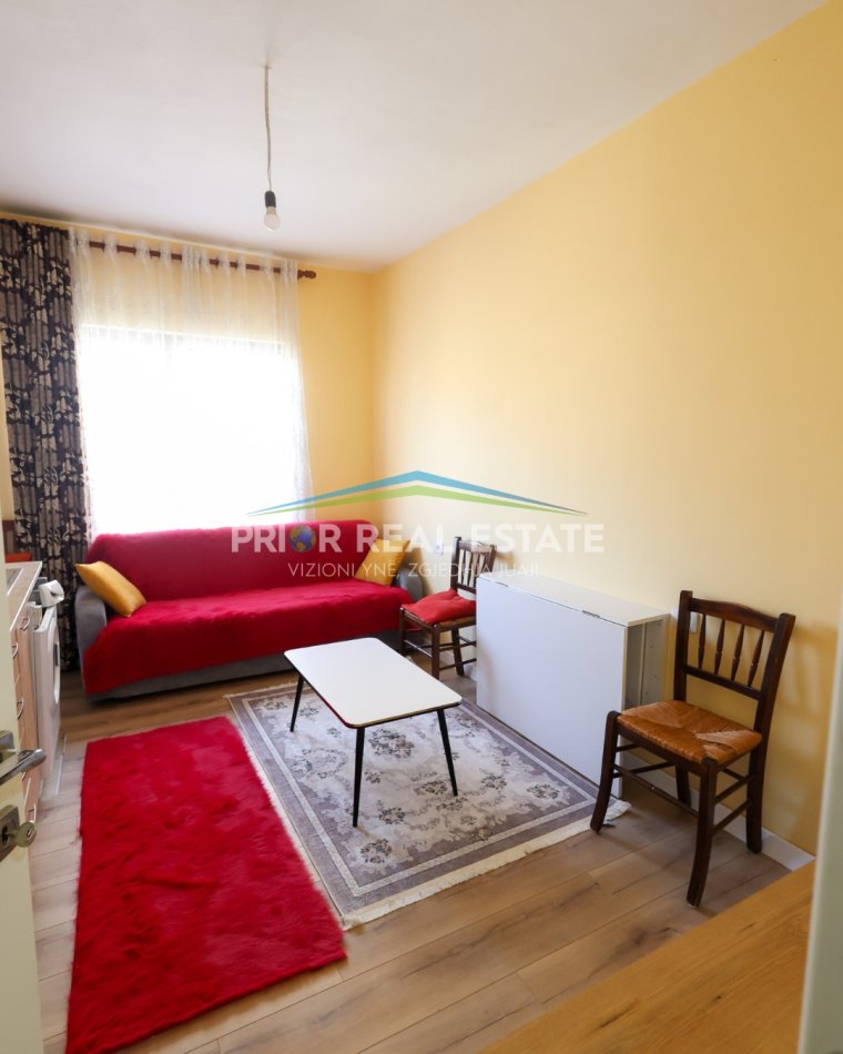Tirane, jepet me qera apartament 1+1 Kati 4, 52 m² 300 € Fresk ,Rruga Ramazan Gaxherri