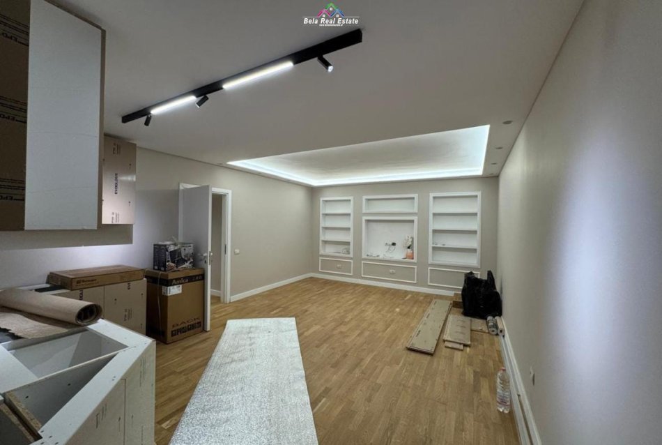 Tirane, jepet me qera apartament 1+1 Kati 2, 75 m² 900 € (Rruga Shyqyri Brari)