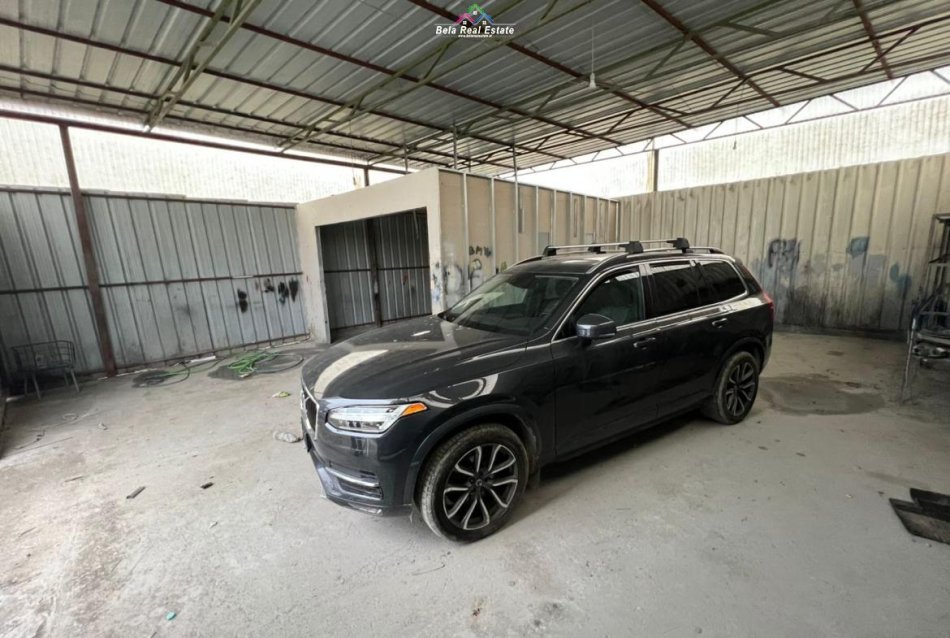 Tirane, jepet me qera magazine Kati 0, 200 m² 620 € (Rruga Siri Kodra)