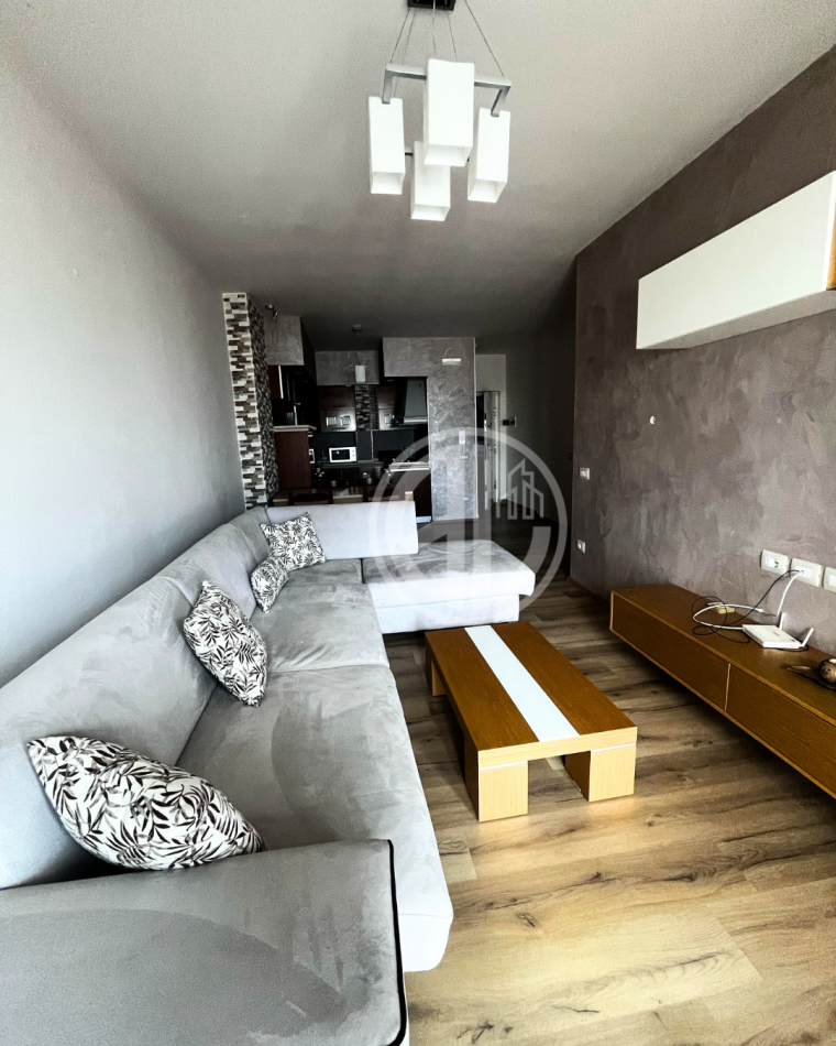 Durres, shitet apartament 1+1+Aneks Kati 8, 
