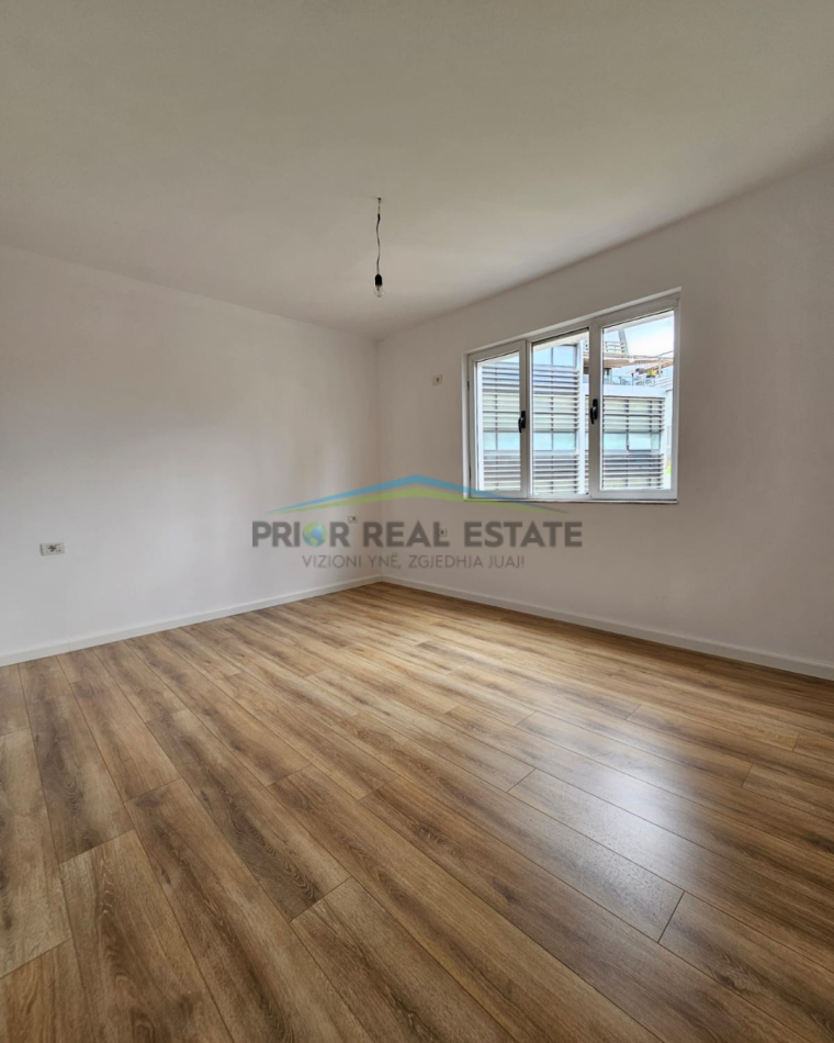 Tirane, shitet apartament 1+1 Kati 4, 45 m² 130.000 € (Te Dollari, Qender)