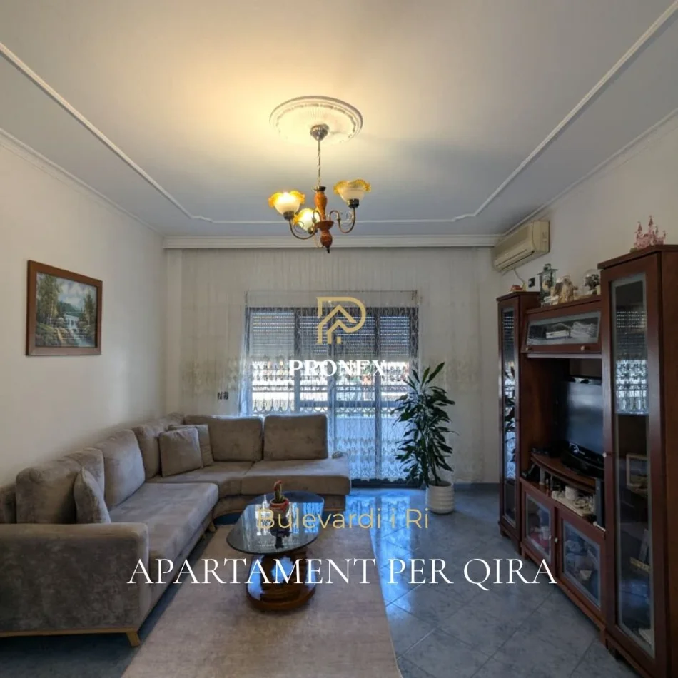 Tirane, jepet me qera apartament 2+1+Ballkon Kati 2, 90 m² 550 € (Stacioni i Trenit)