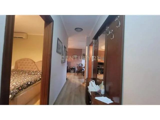 Tirane, jap me qera apartament 1+1 64 m² 500 Euro (ambasada amerikane)