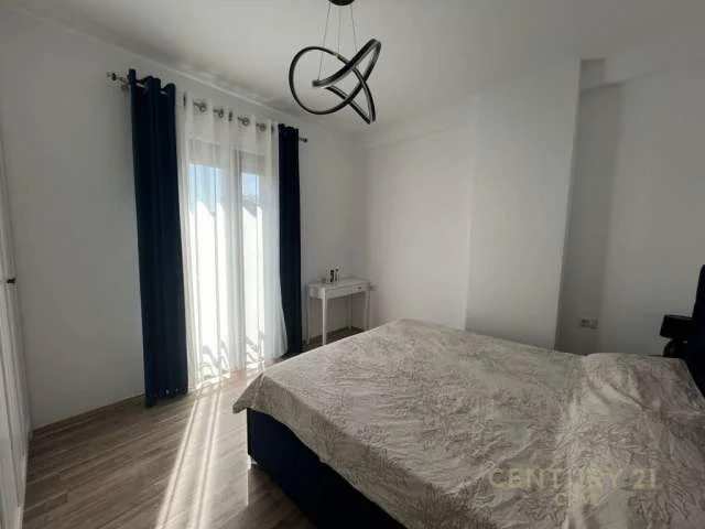 Tirane, jepet me qera apartament 65 m² 700 Euro (21 dhjetori)