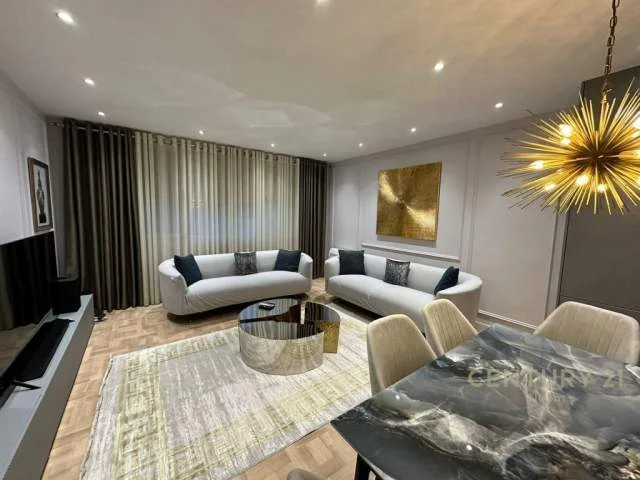 Tirane, jepet me qera apartament 2+1+BLK Kati 2, 110 m² 900 Euro (Liqeni i Thatë)