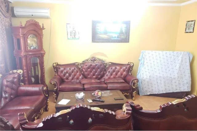 Tirane, jepet me qera apartament 2+1 Kati 5, 104 m² 500 Euro (Mine Peza)