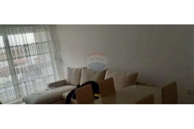 Tirane, jepet me qera apartament 1+1+BLK Kati 4, 70 m² 450 Euro