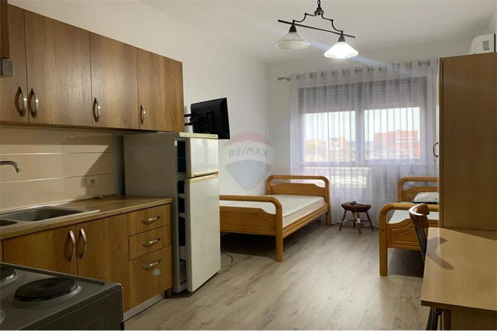 Jepet garsoniere me qera te Rruga e Dibres, 300€