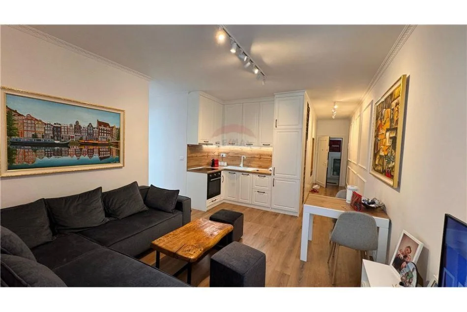 Super apartament 1+1 per shitje tek Kopshti Zoologjik!