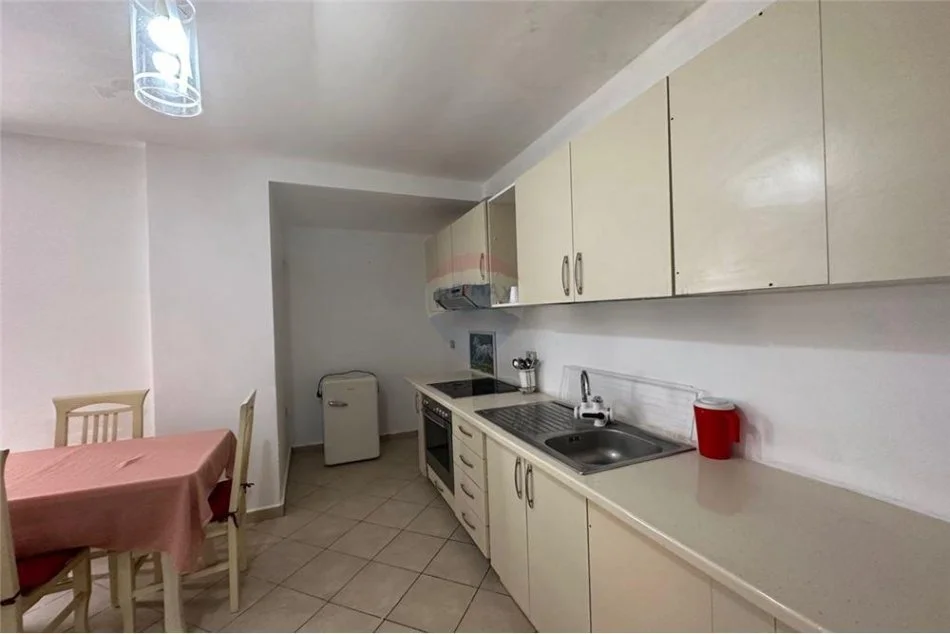 Tirane, shitet apartament 2+1 Kati 3, 101 m² 125,000 € (Rrapo Hekali - Kodra e Diellit