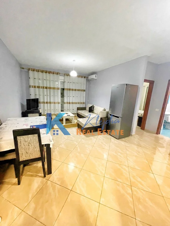 Tirane, jepet me qera apartament 2+1+Ballkon Kati 2, 87 m² 500 € (Liqeni i Thate, kompleksi FZ Construction