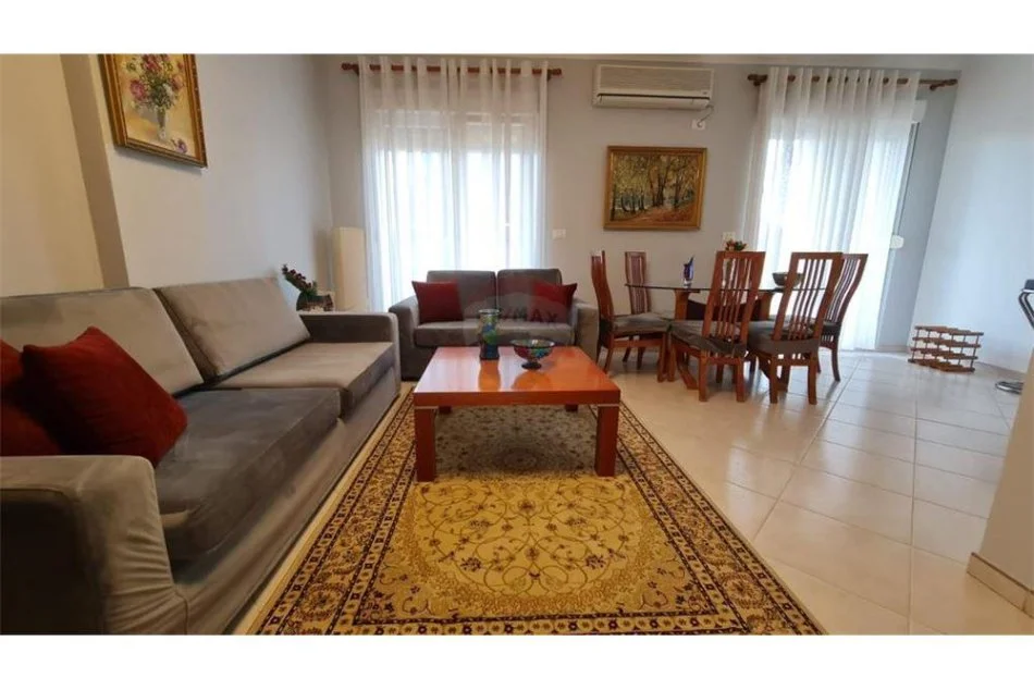 Tirane, shitet 2+1 Kati 6, 157 m² 450,000 € (Myslym Shyri - Shallvaret)