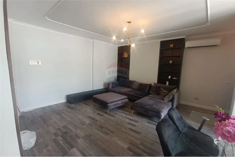 Tirane, shitet apartament 2+1 , 102 m² 230.000 € (Eduart Mano - Kopshti Zoologjik)