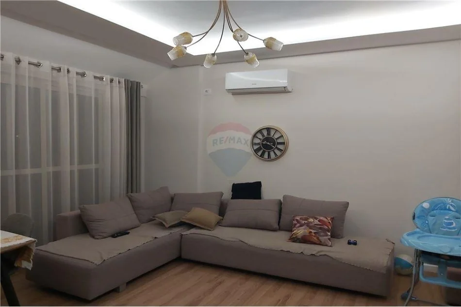 Tirane, shitet apartament 2+1 Kati 6, 115 m² 114.000 € (Fresk - Rruga e Thesarit)