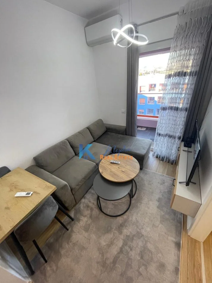 Tirane, shes apartament 1+1+Ballkon Kati 6, 46 m² 69.500 € (Ali Demi)