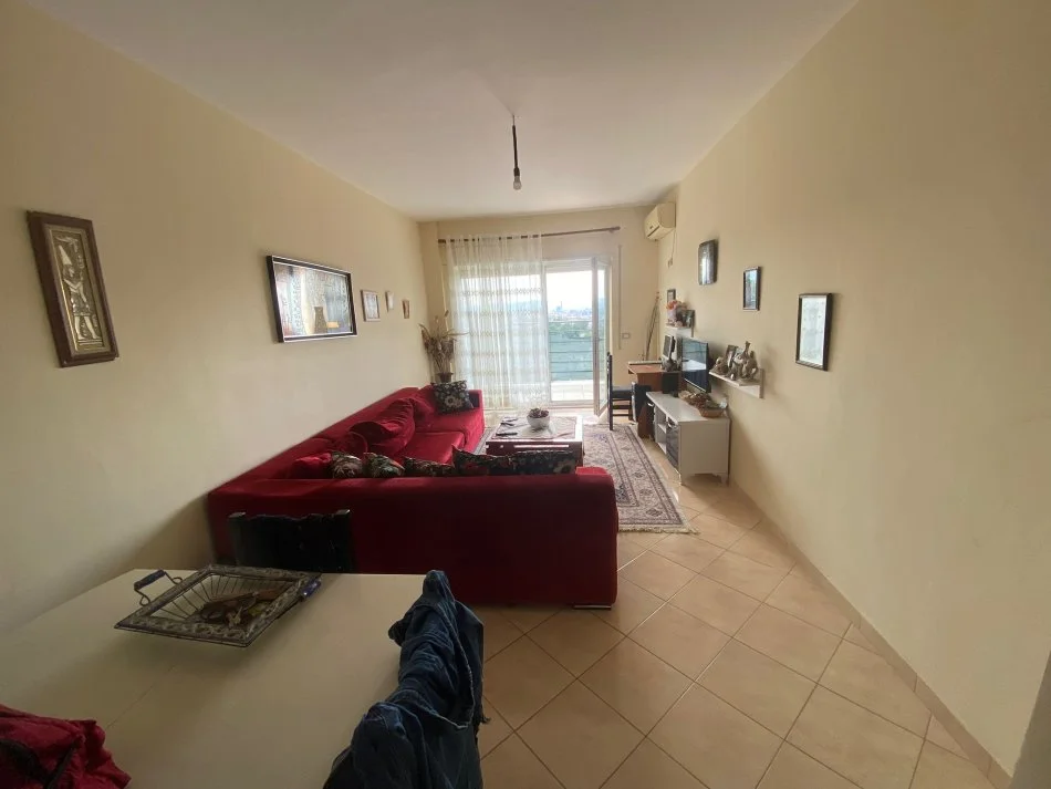 Tirane, shitet apartament 2+1+Ballkon Kati 6, 114 m² 96.000 € (Ali Shefqeti)