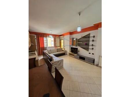 Shitet, Apartament 3+1, Unaza e Re, Tiranë. AREA41940