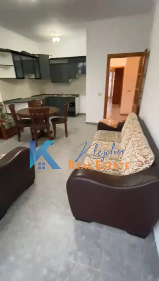 Tirane, jepet me qera apartament 2+1 Kati 6, 88 m² (Rruga Bardhyl, afer Bar Oslo)