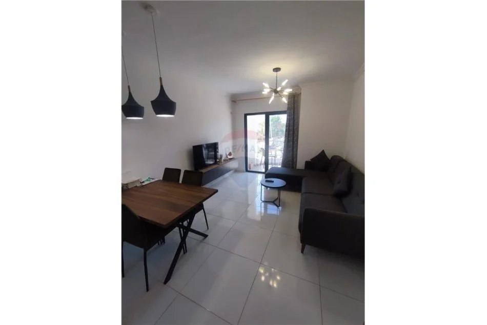 Shqiperi, shitet apartament 1+1 Kati 2, 70 m² 115.000 € (Golem)