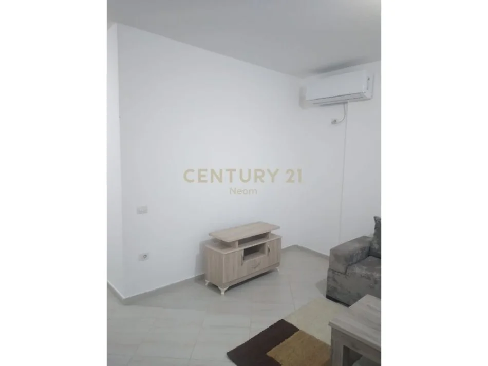 Tirane, jap me qera apartament 2+1 Kati 2, 90 m² 500 € (liqen i thate)