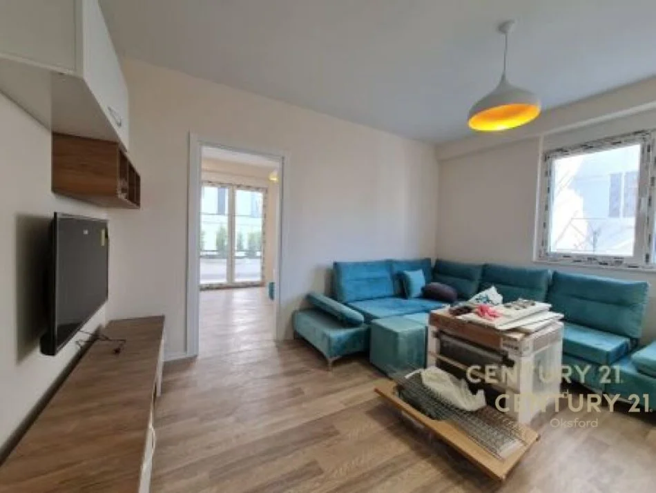 Tirane, shitet apartament 1+1 Kati 2, 62 m² 133.000 € (liqeni i thate)