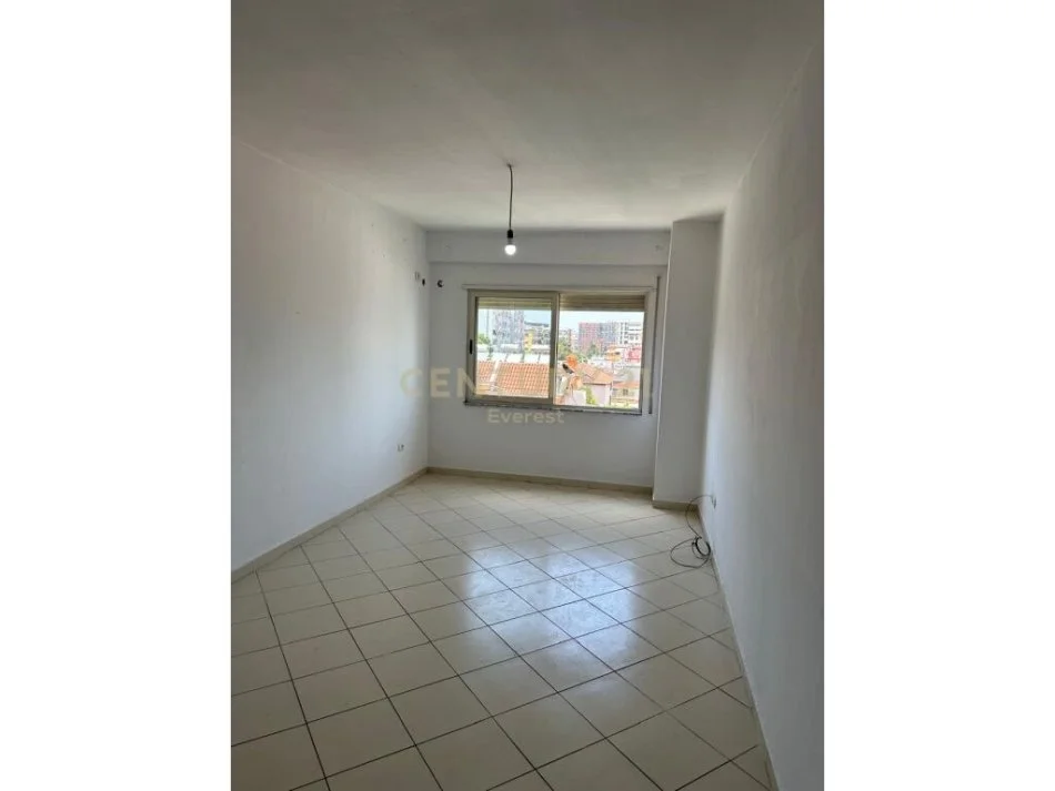 Tirane, jepet me qera apartament 2+1 Kati 5, 95 m² 135.000 € (don bosko)