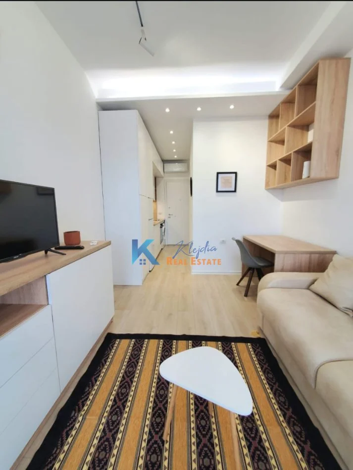 Tirane, shes garsonier Kati 10, 30 m² 78.000 € (Kompleksi Kontakt, 21 Dhjetori)